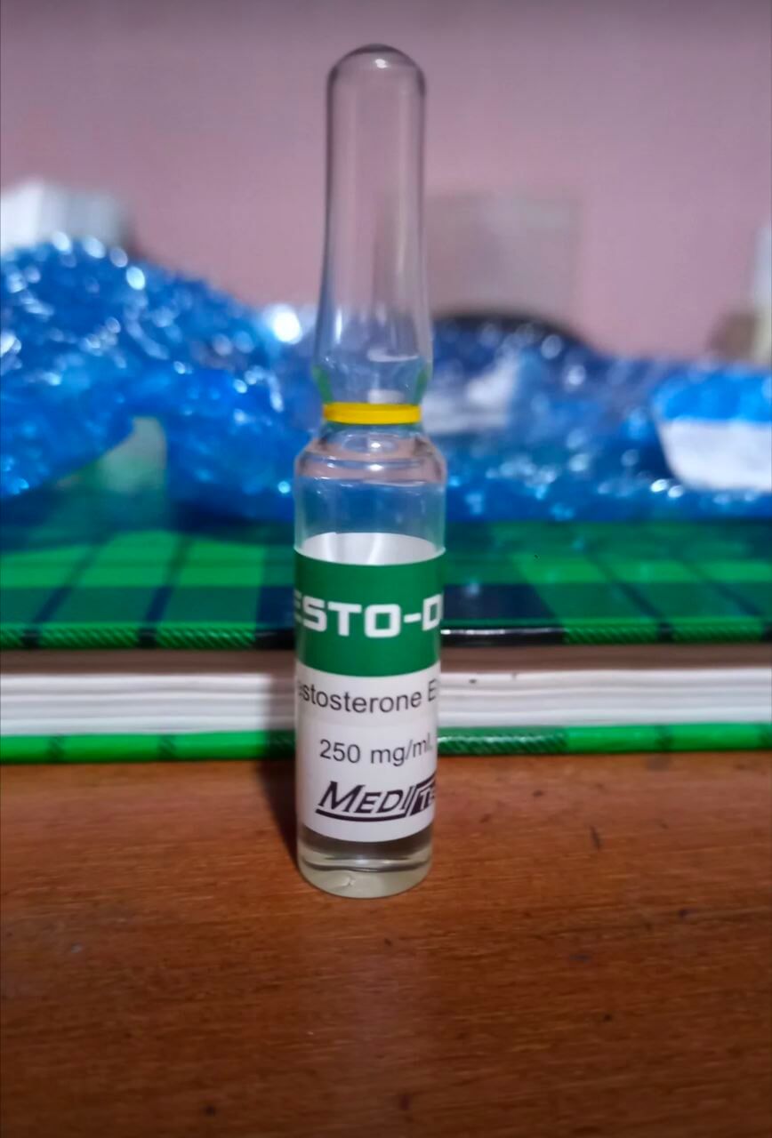 Testosterone (injections & gels) — Flaschen aus klarem/gelben Öl (Cypionat, Enanthate, Propionat, Sustanon-Mischungen), transdermale Gelbeutel, undecanoate Kapseln